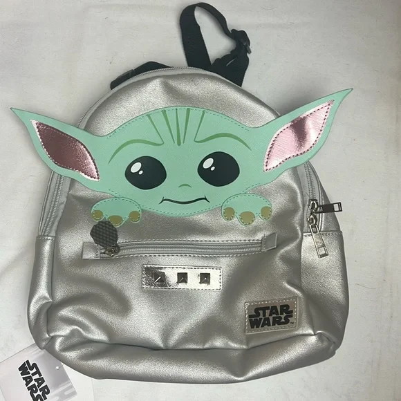 NWT Disney Star Wars Bioworld Mandalorian Backpack Amazon.com | STAR WARS Backpack | Boys Bag | Mandalorian  main image 3